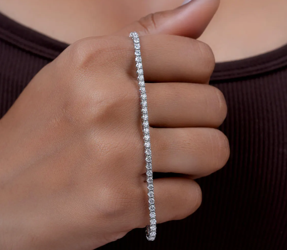 Round Brilliant Cut Lab Grown Diamond Tennis Bracelet